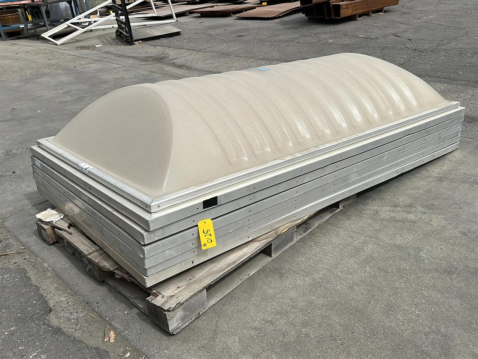 (6) SunOptics Fiberglass Skylights, photo 1 of 6