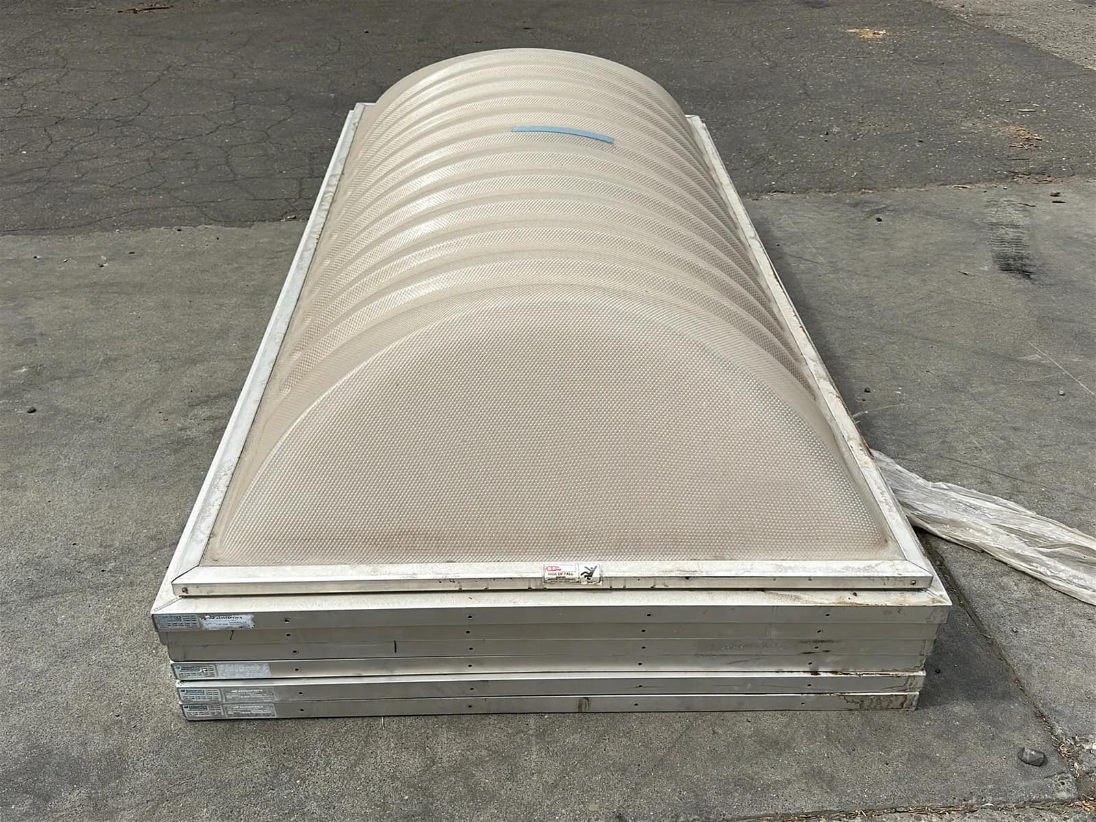 (6) SunOptics Fiberglass Skylights, photo 5 of 6