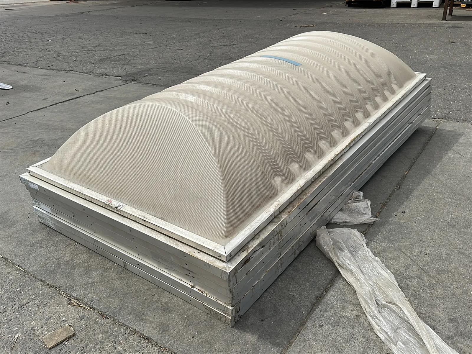 (6) SunOptics Fiberglass Skylights, photo 4 of 6