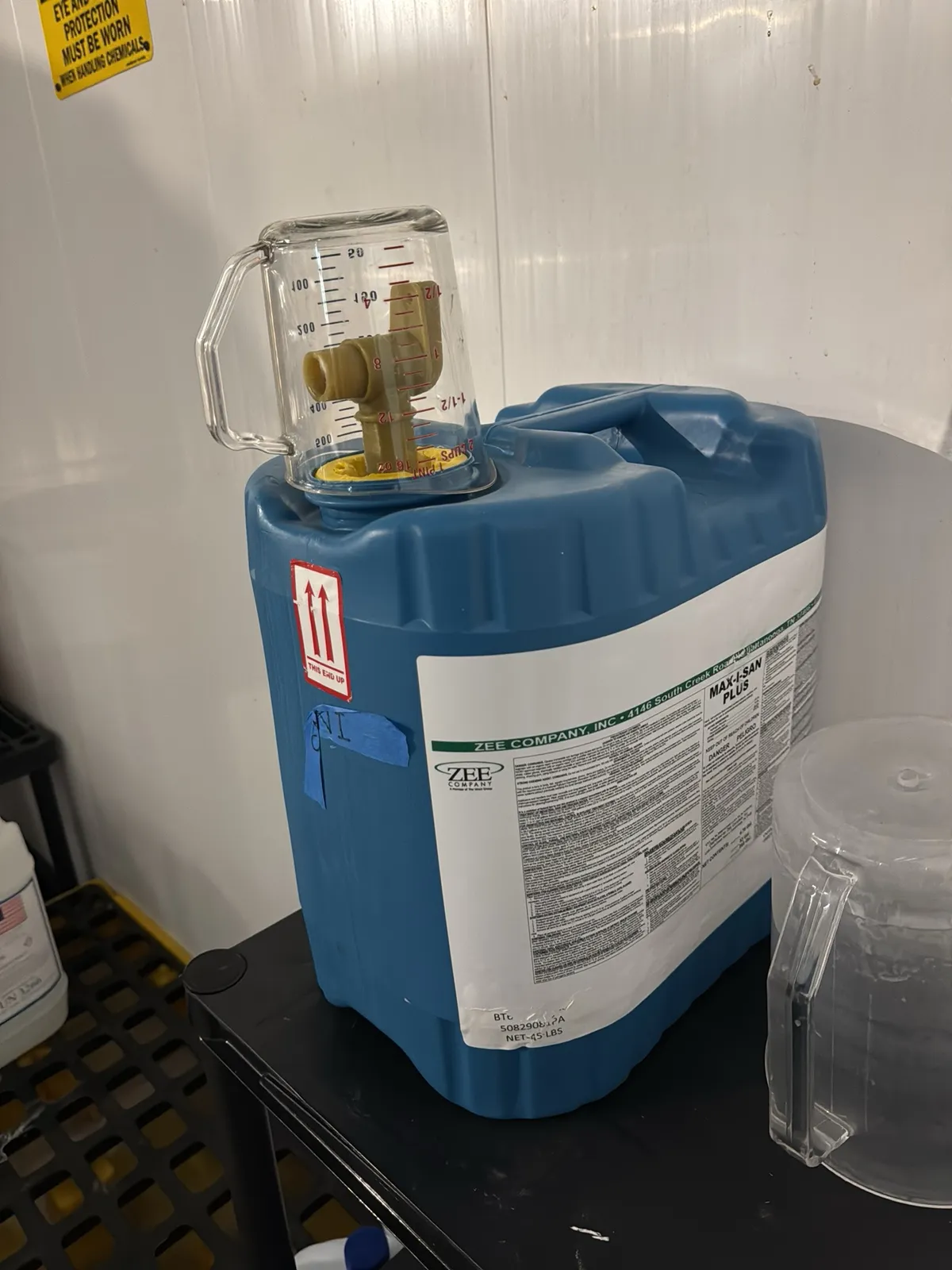Chemical Station With Spill Containment Platform and (2) Shelving Units, photo 7 of 10
