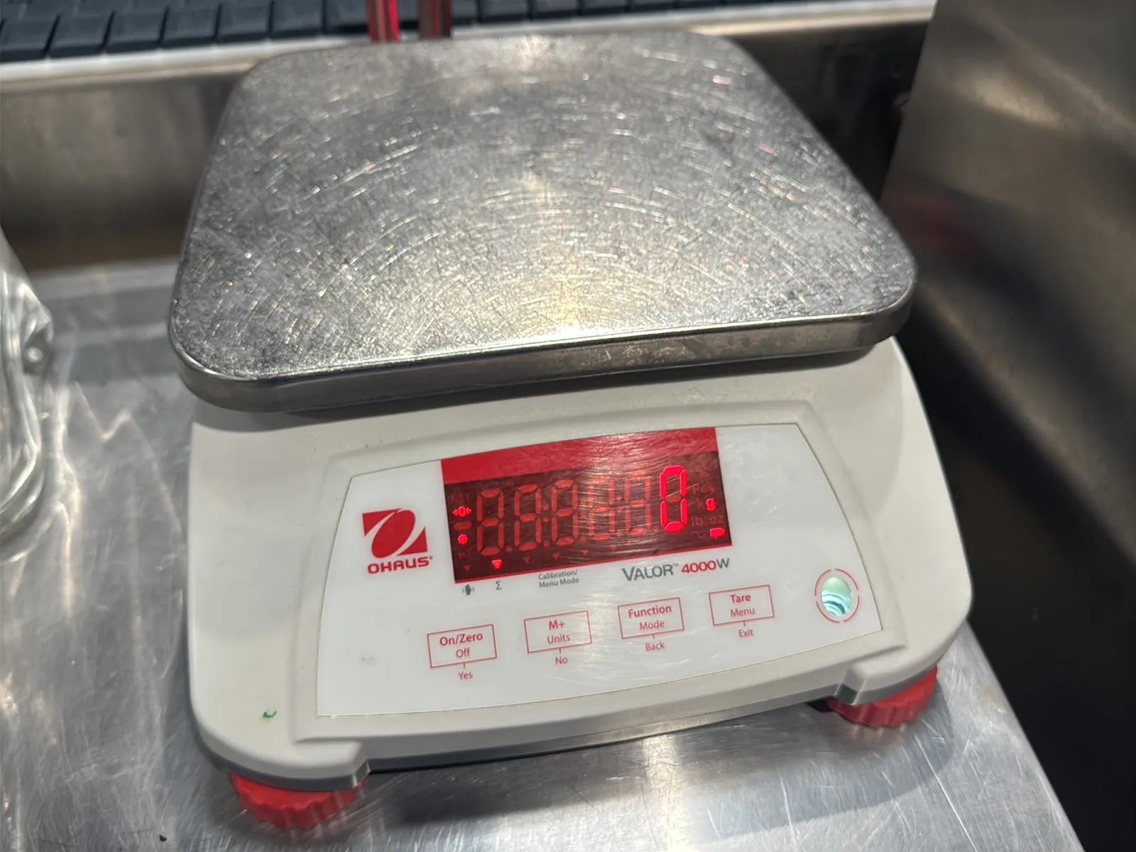 Ohaus Valor 4000W V41PWE6T Bench Scale, photo 6 of 6