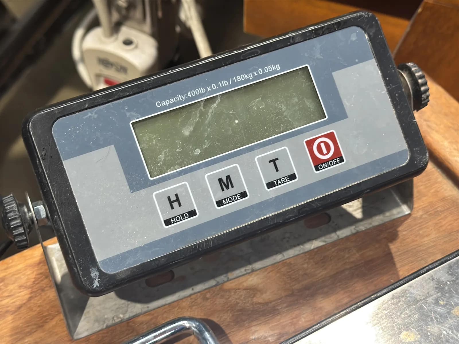 400lb Capacity Scale, photo 3 of 4