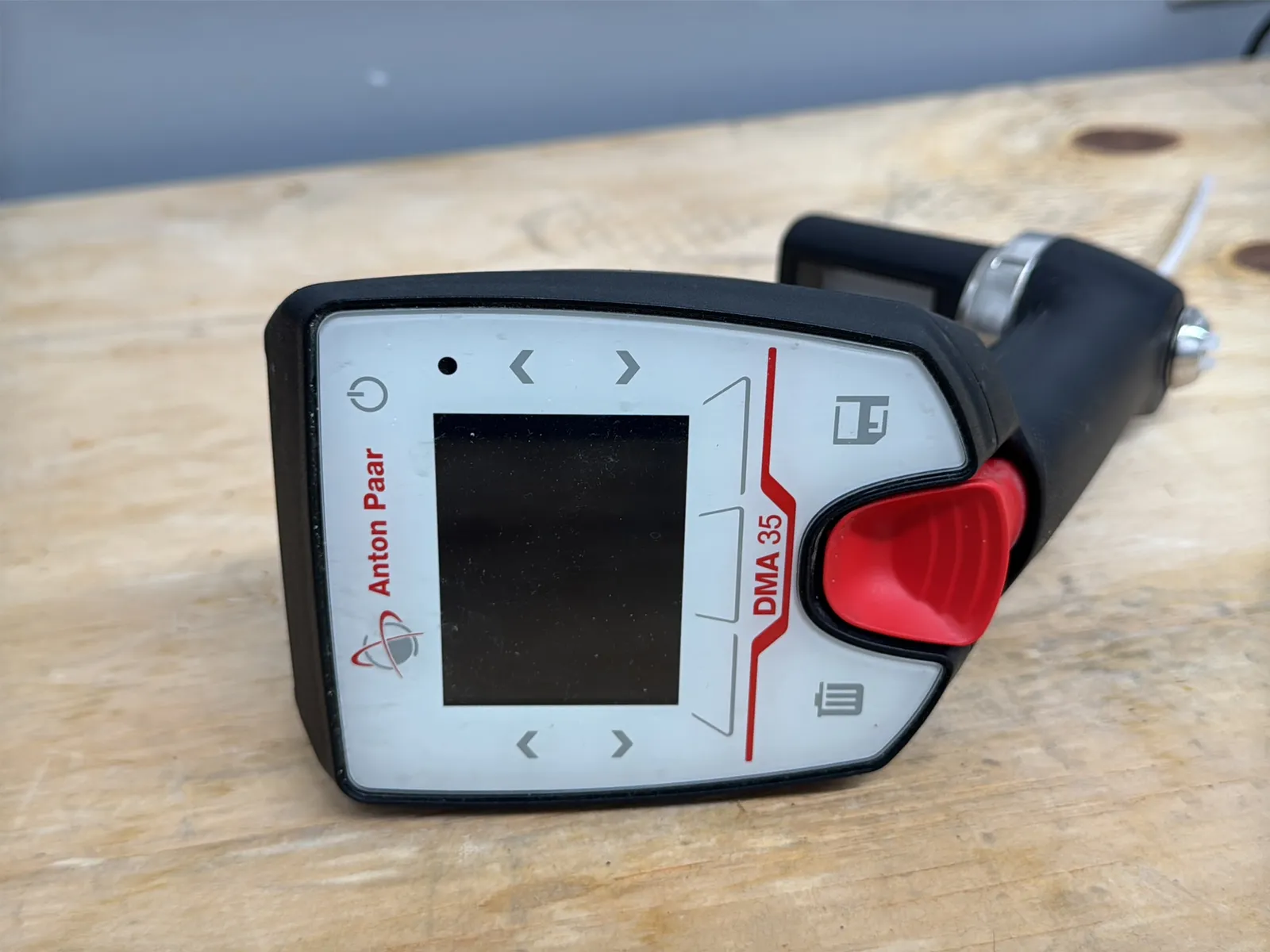 Anton Paar DMA 35 Portable Density Meter, photo 3 of 6