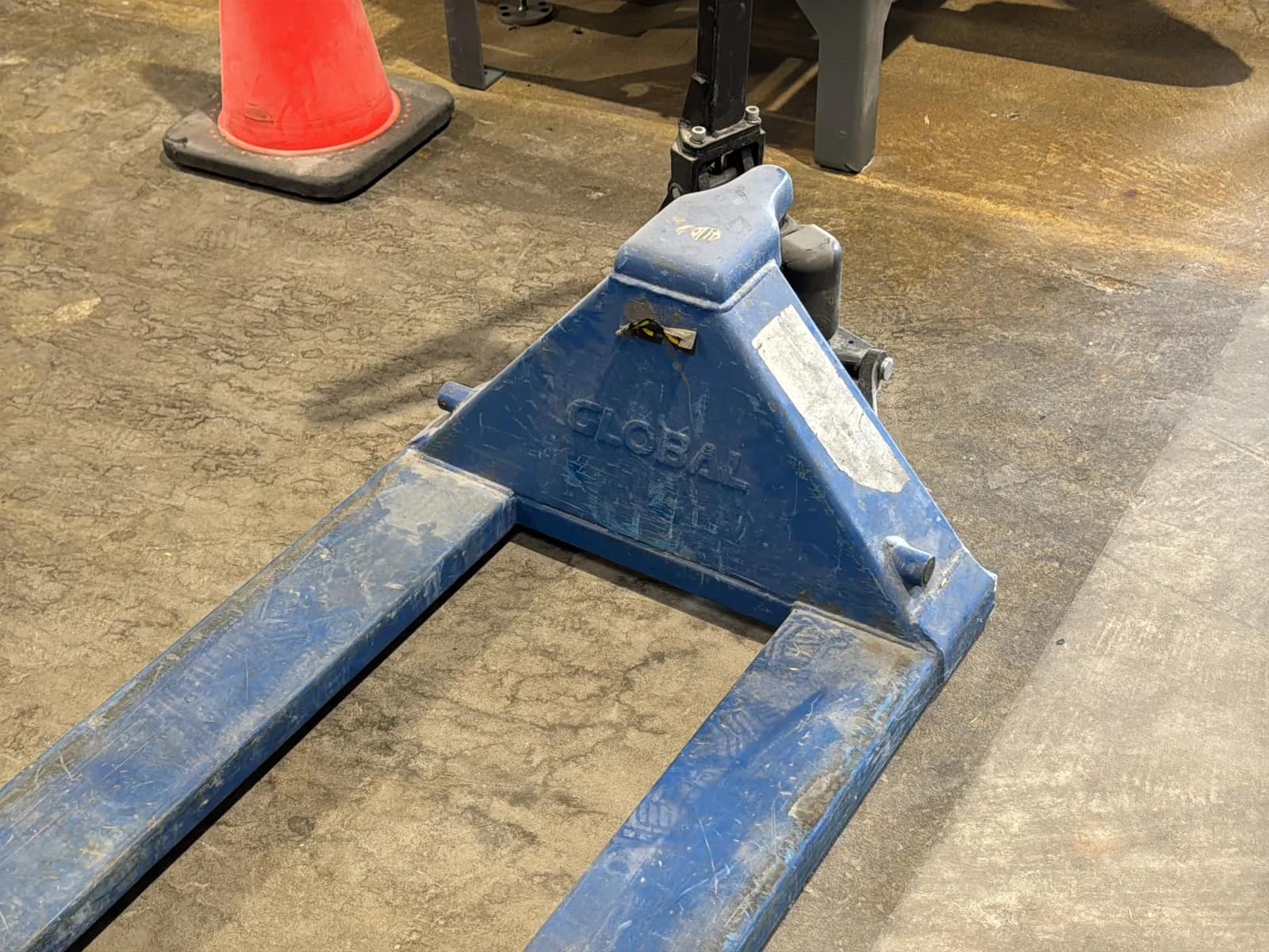 Global Industrial 4,400lb Pallet Jack With 78” Forks, photo 3 of 7