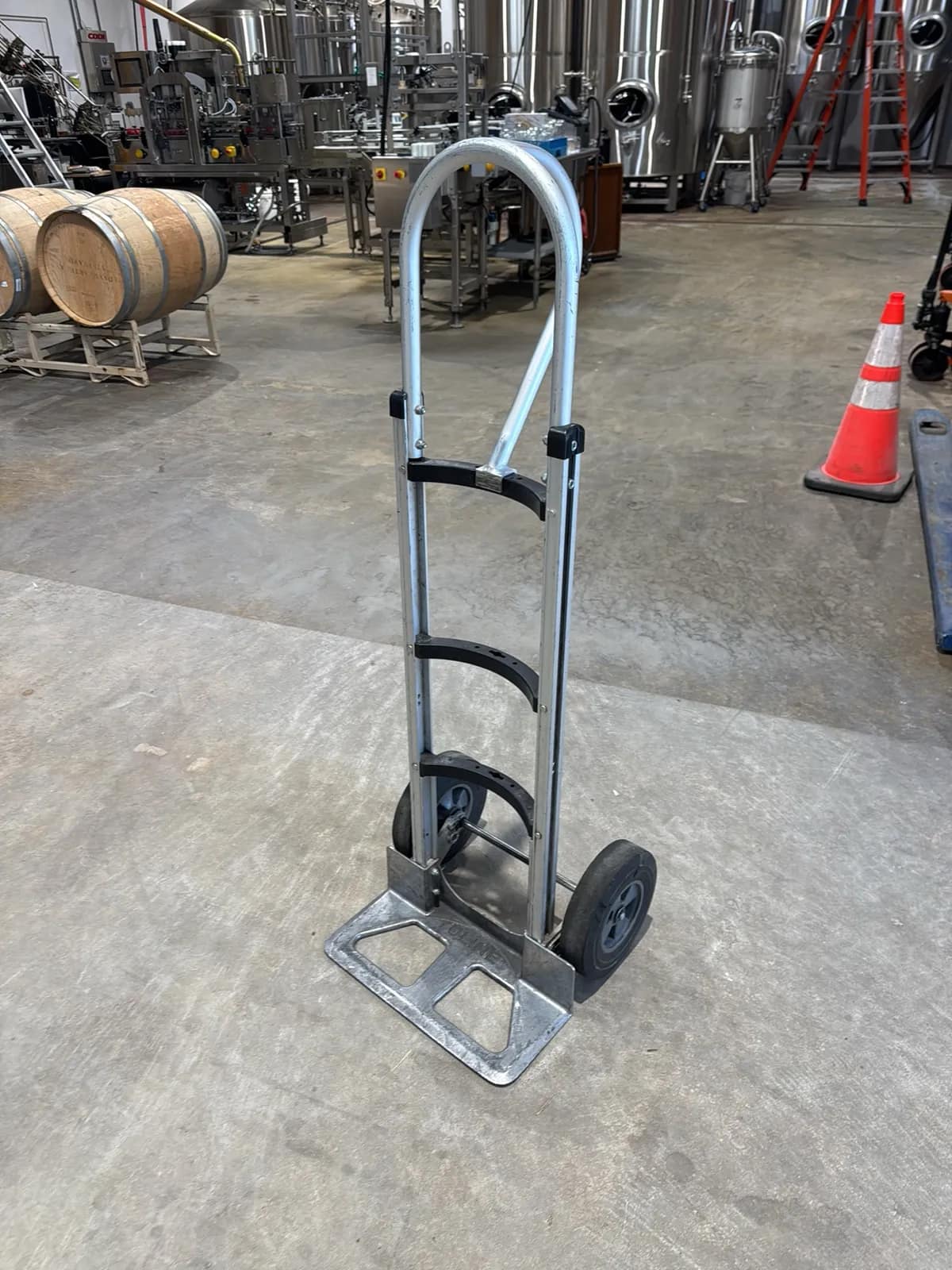 Uline Aluminum Barrel Hand Truck, photo 2 of 7