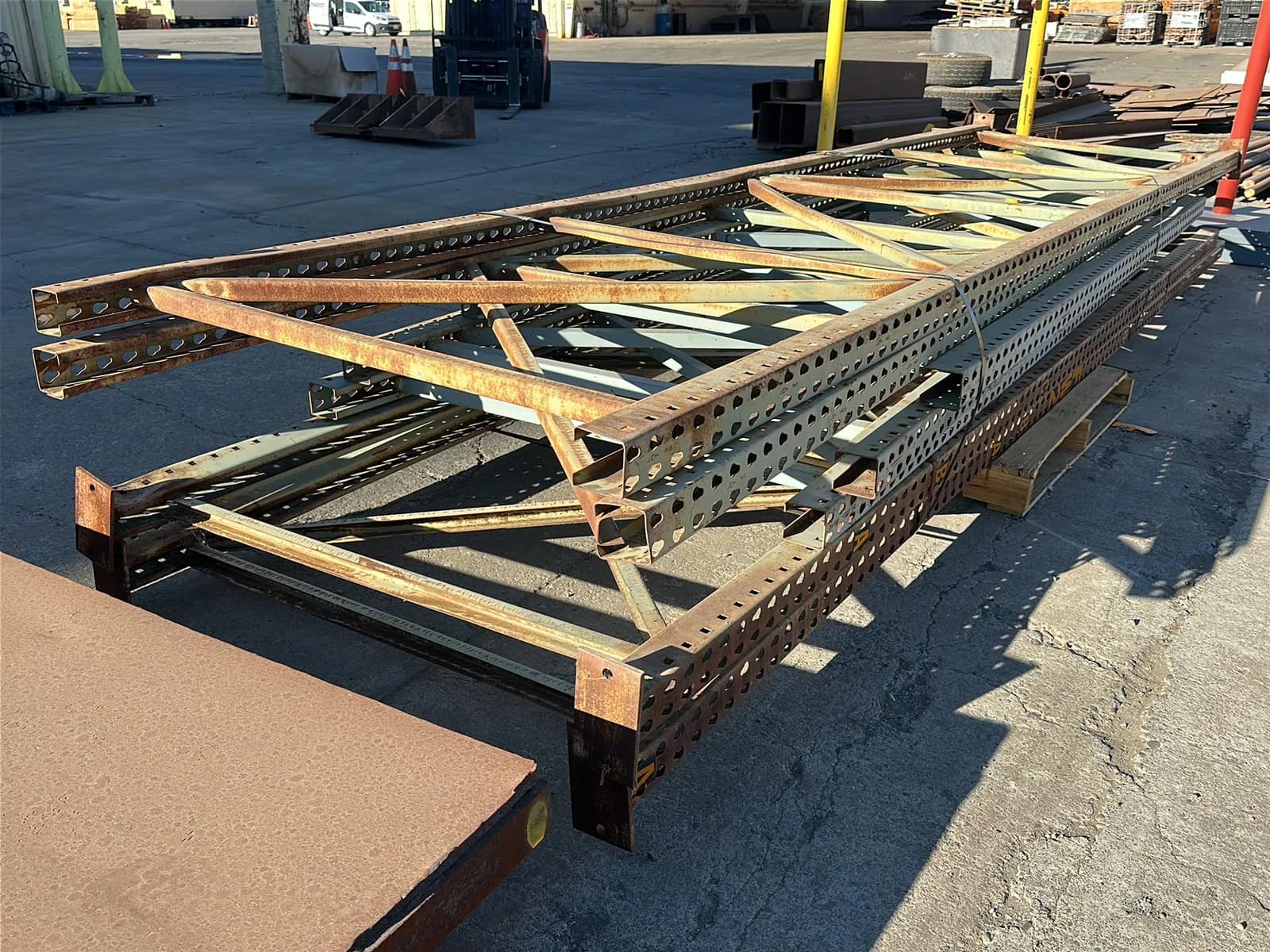 Pallet Racking Bundle: (2) 184” Uprights, (2) 10’ Uprights, And (2) 190” Uprights, photo 6 of 6