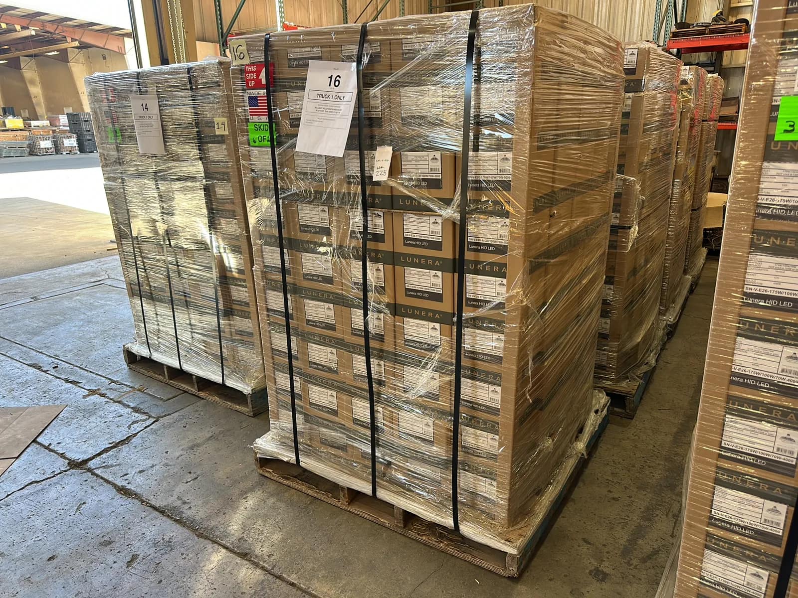 (225) Lunera LED Vertical Susan Lamps 175W/100W/70W E26 - $25,875 Approximate Retail Value (Unused), photo 6 of 6