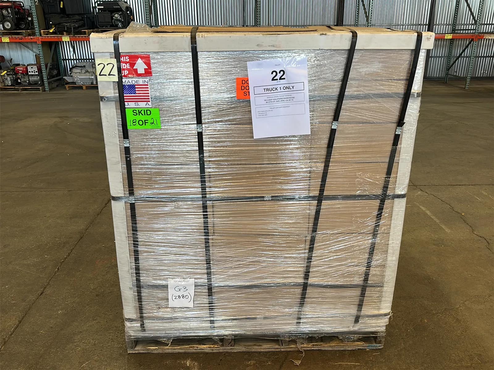 (2880) Lunera LED Vertical Helen Lamps - $103,680 Approximate Retail Value (Unused), photo 5 of 6