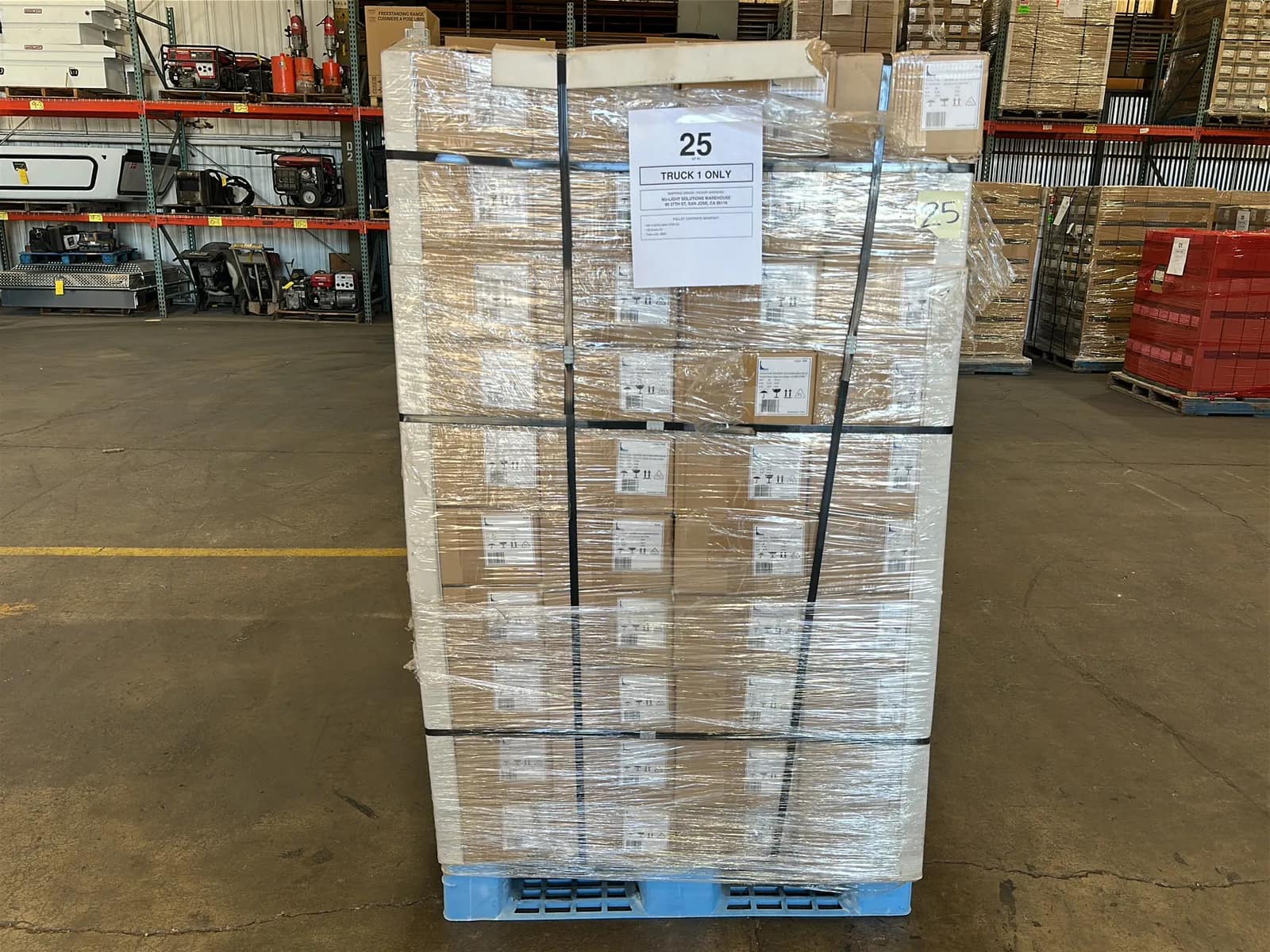 (2880) Lunera LED Vertical Helen Lamps - $103,680 Approximate Retail Value (Unused), photo 4 of 4