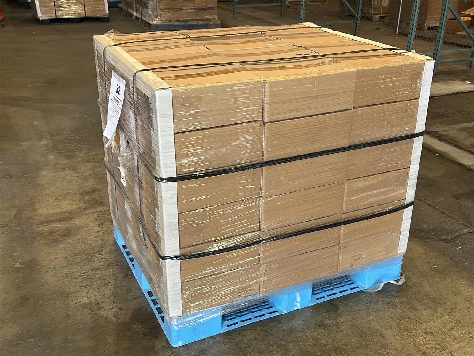 (1728) Lunera LED Vertical Helen Lamps - $62,208 Approximate Retail Value (Unused), photo 4 of 5