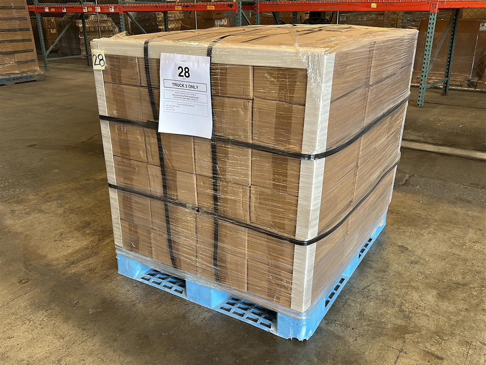 (1728) Lunera LED Vertical Helen Lamps - $62,208 Approximate Retail Value (Unused), photo 1 of 6