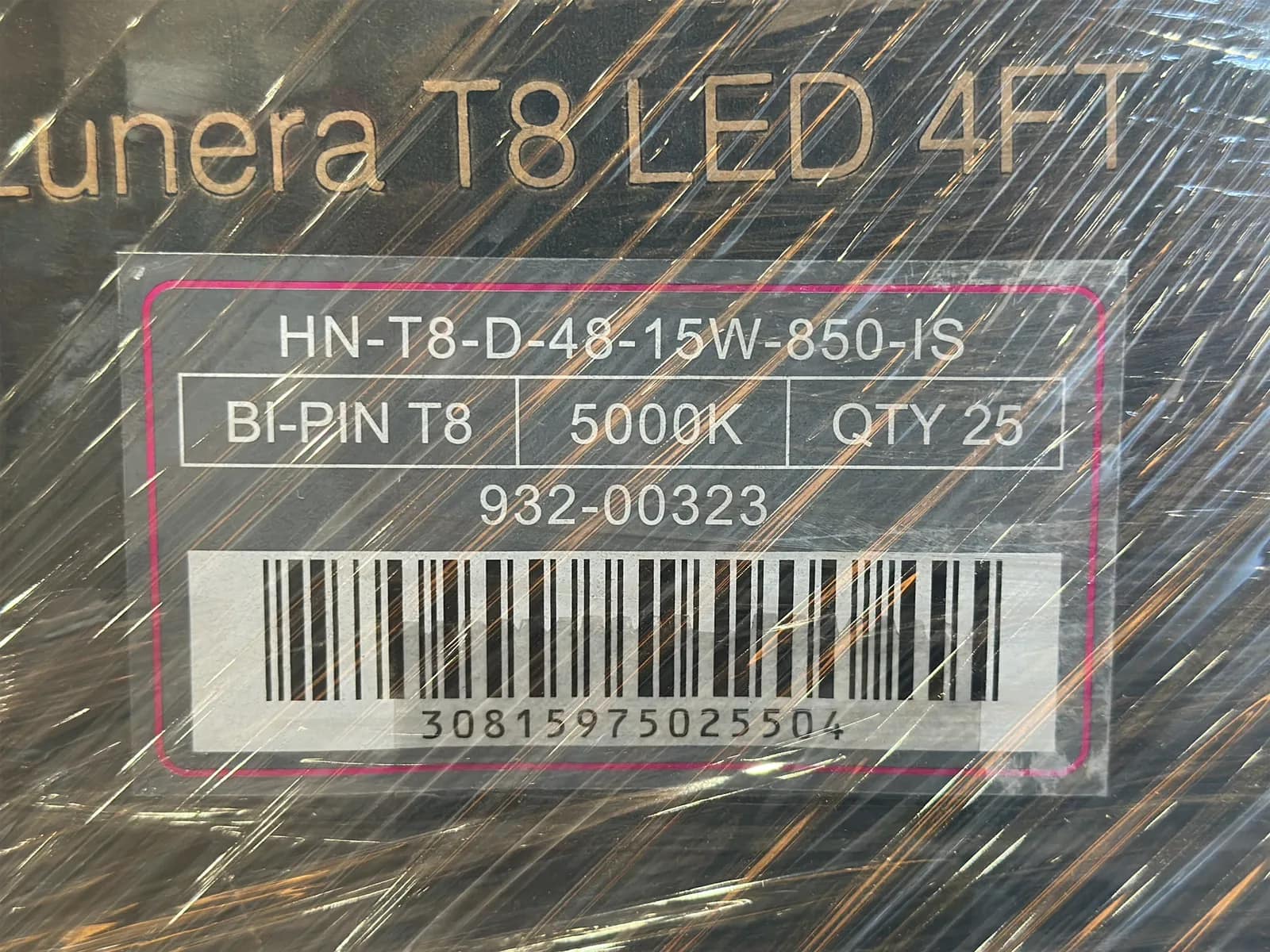 (385) Lunera 4' LED Straight Tube Light Bulbs - $5,775 Approximate Retail Value (Unused), photo 7 of 14