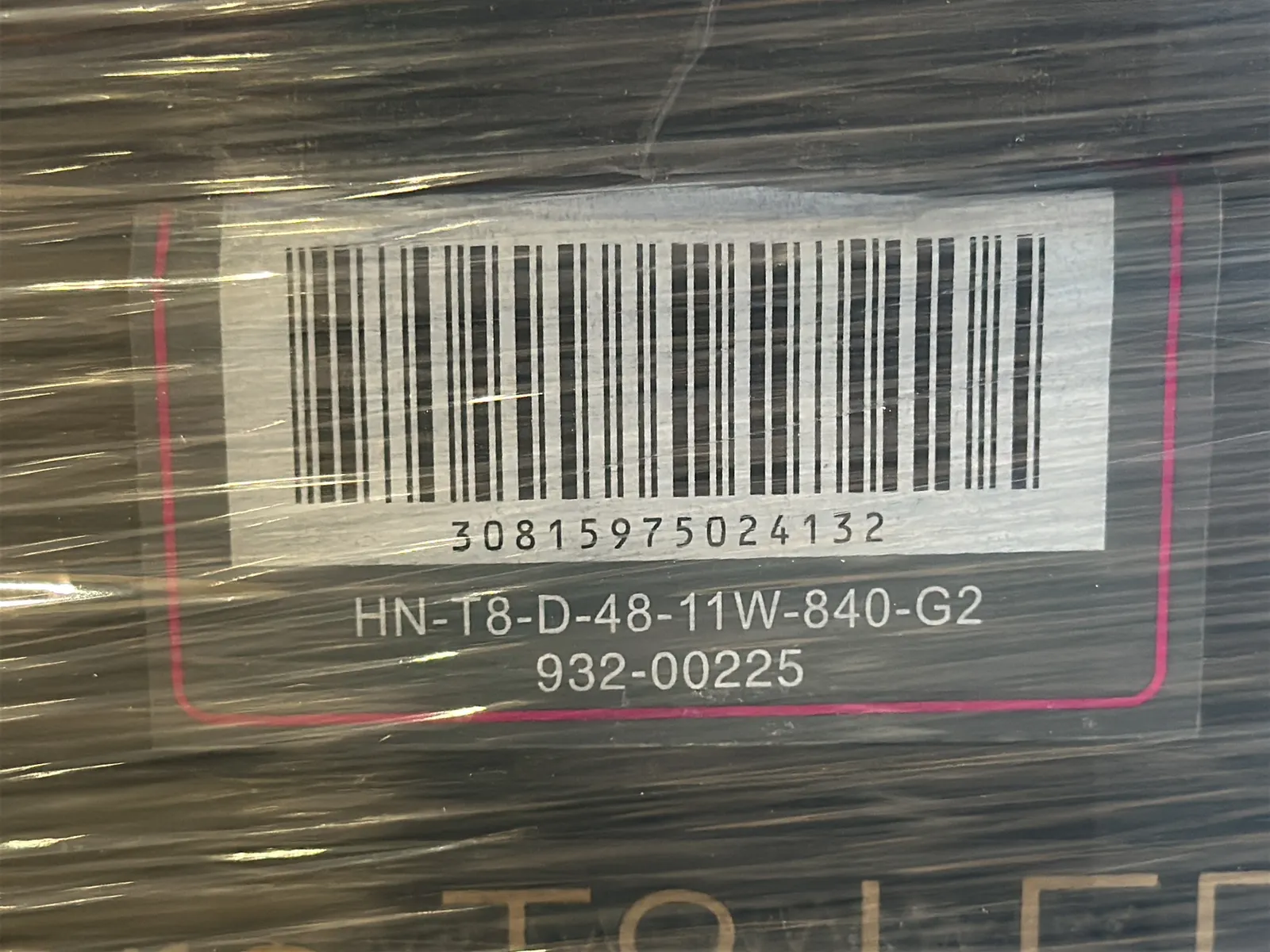 (400) Lunera 4' LED Straight Tube Light Bulbs - $6,000 Approximate Retail Value (Unused), photo 4 of 9