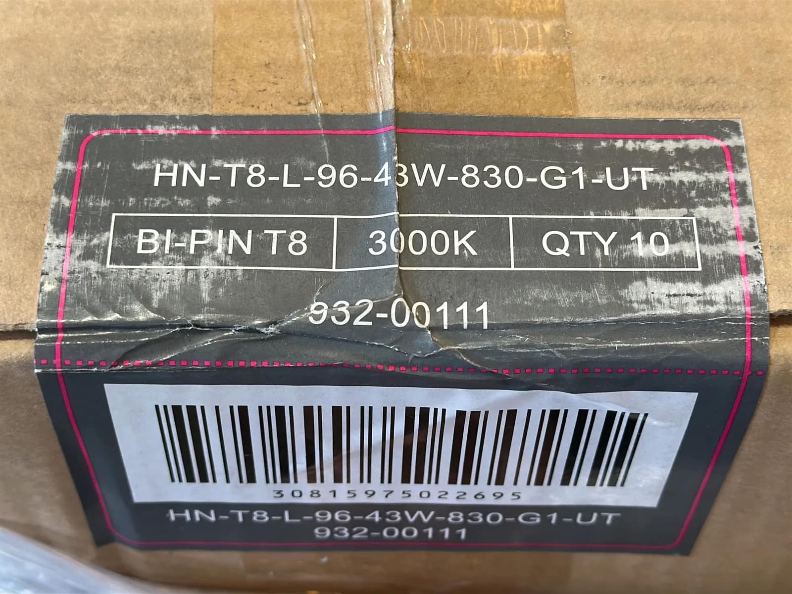 (450) Lunera 8' LED Straight Tube Light Bulbs - $23,400 Approximate Retail Value (Unused), photo 2 of 8