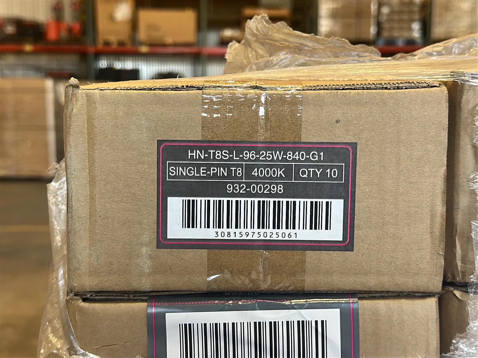 (540) Lunera 8' LED Straight Tube Light Bulbs - $28,080 Approximate Retail Value (Unused), photo 3 of 7