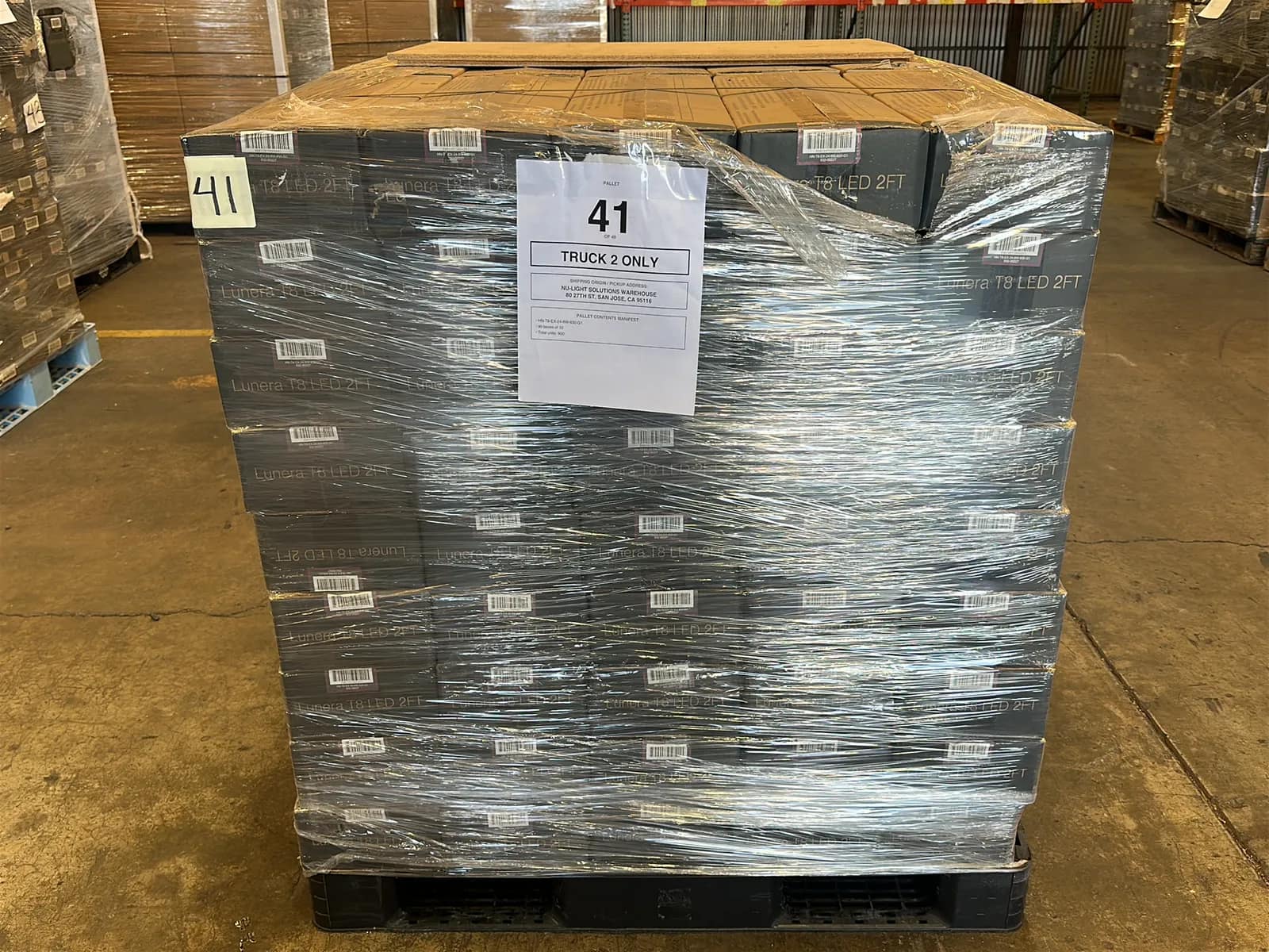 (900) Lunera 2' LED Straight Tube Light Bulbs - $10,800 Approximate Retail Value (Unused), photo 5 of 6