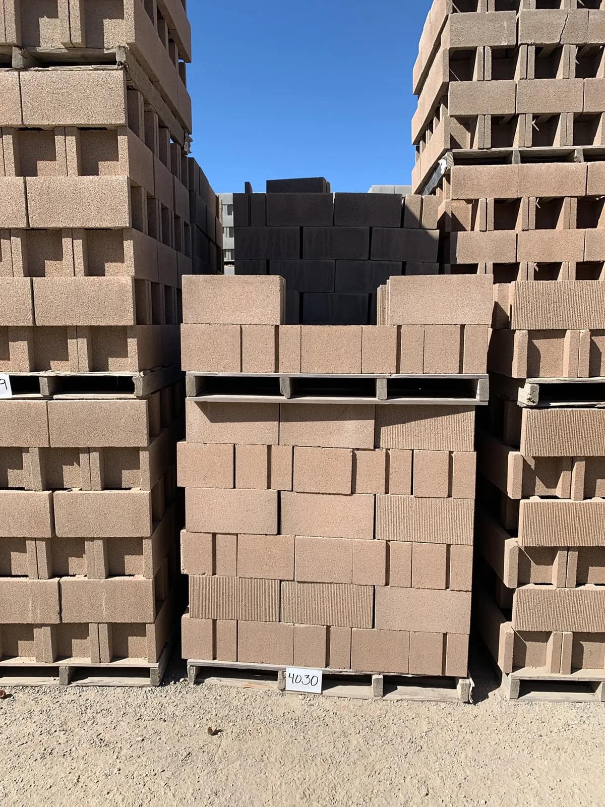 1-pallet-10x8x16-open-end-standard-comb-face-one-side-tan-90fd65