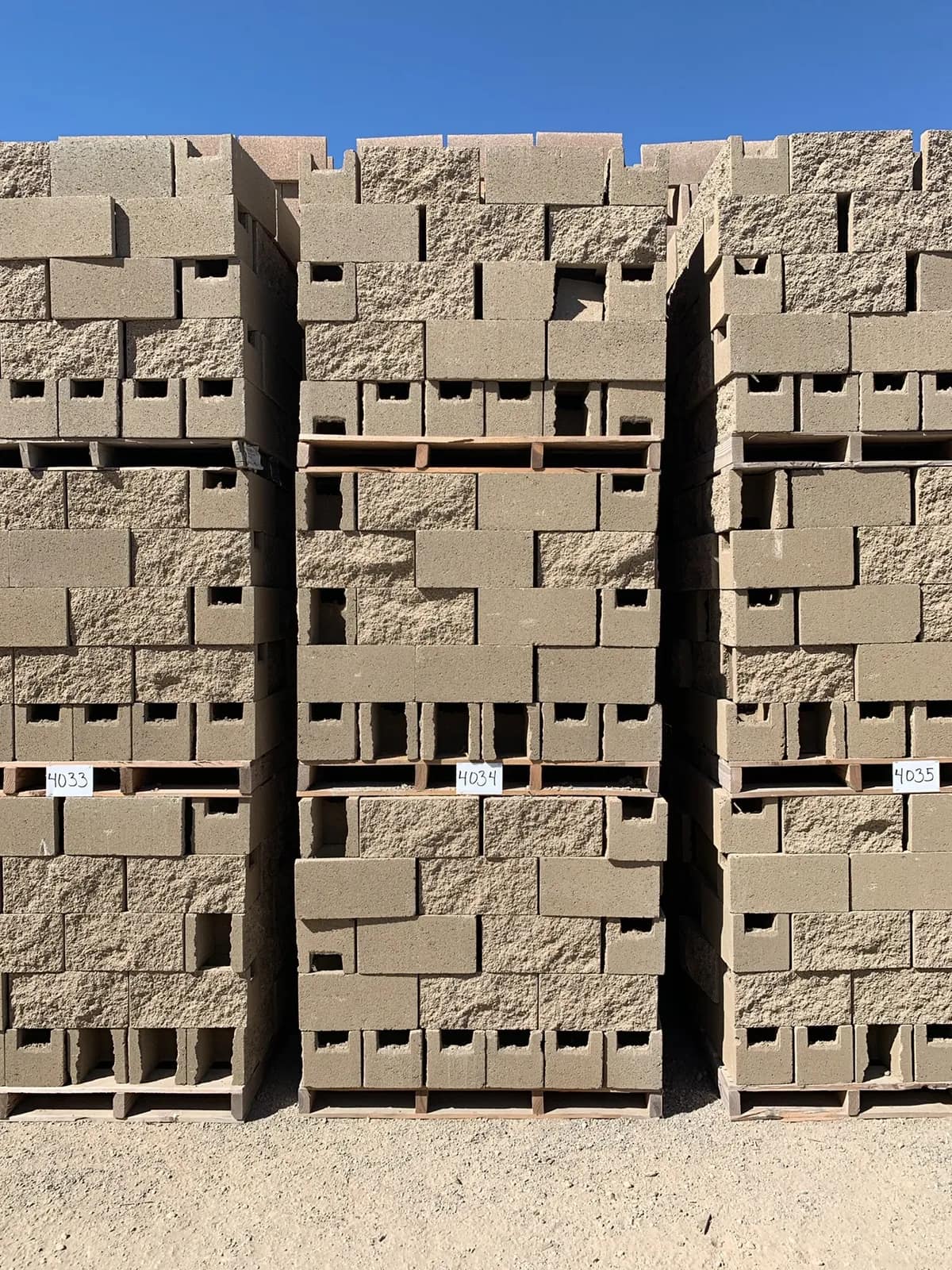 3-pallets-8x8x16-split-one-side-open-end-bond-beam-tan-8194eb