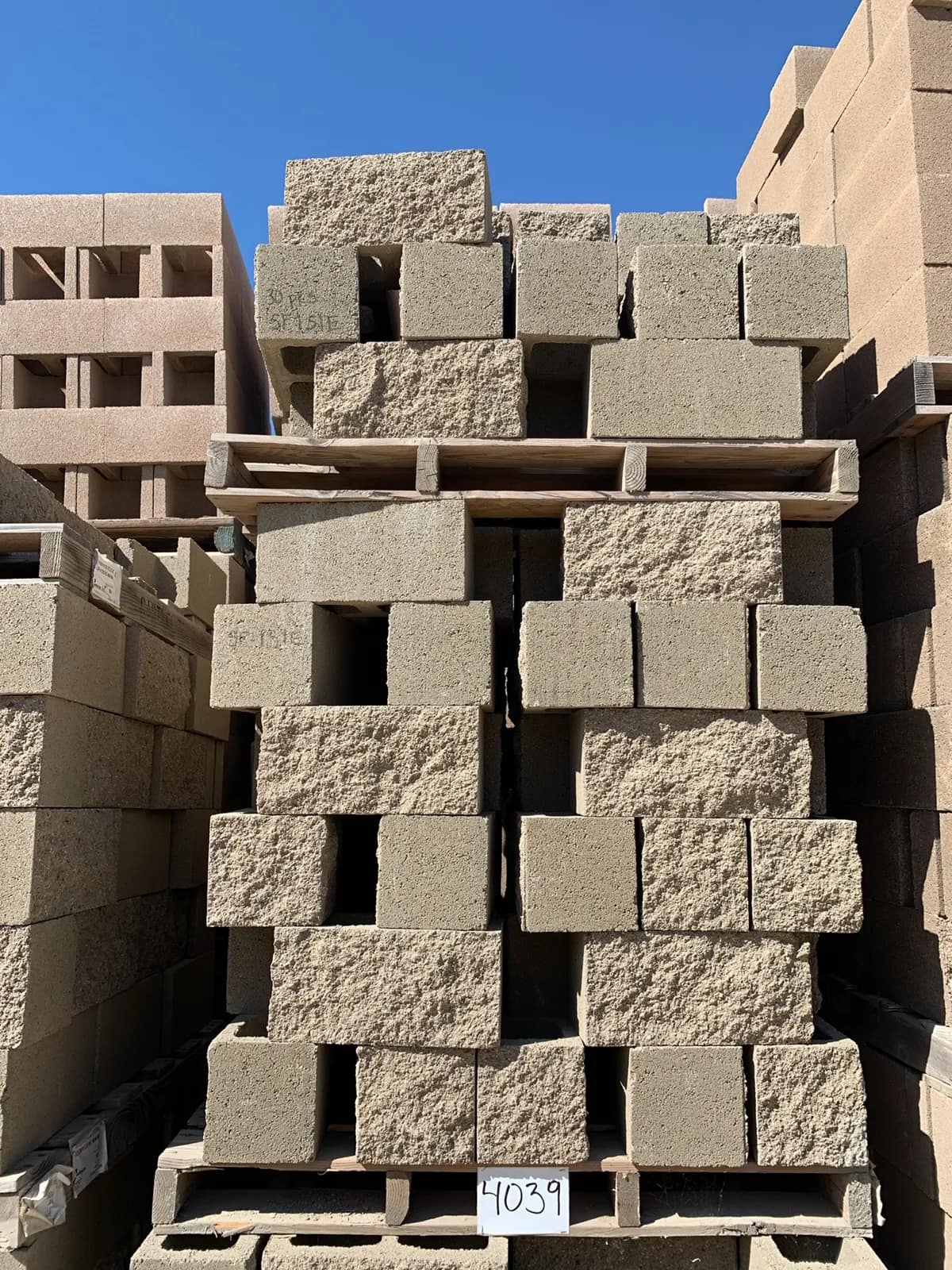 15-pallets-8x8x16-split-one-side-one-end-tan-ce7204