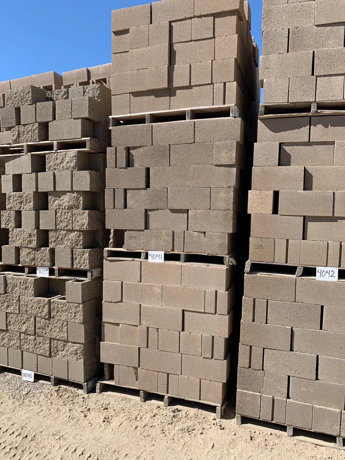 (3) Pallets 8x8x16 Standard Tan, photo 3 of 3