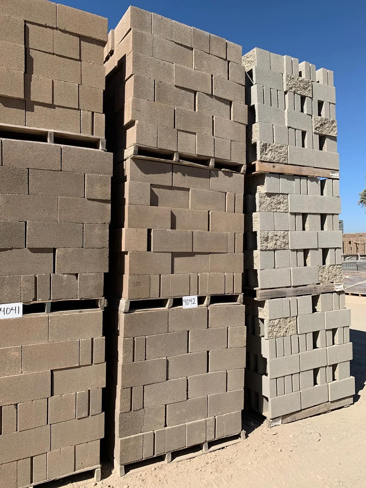 (3) Pallets 8x8x16 Standard Tan, photo 2 of 3
