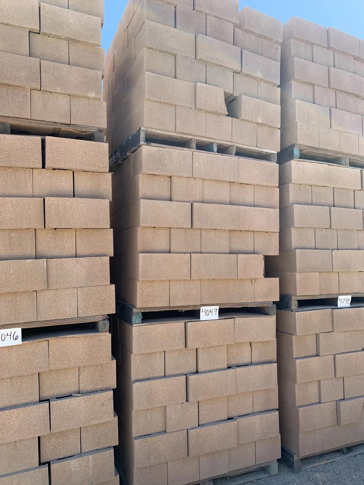 (3) Pallets 10x8x16 Open End Tan, photo 2 of 3