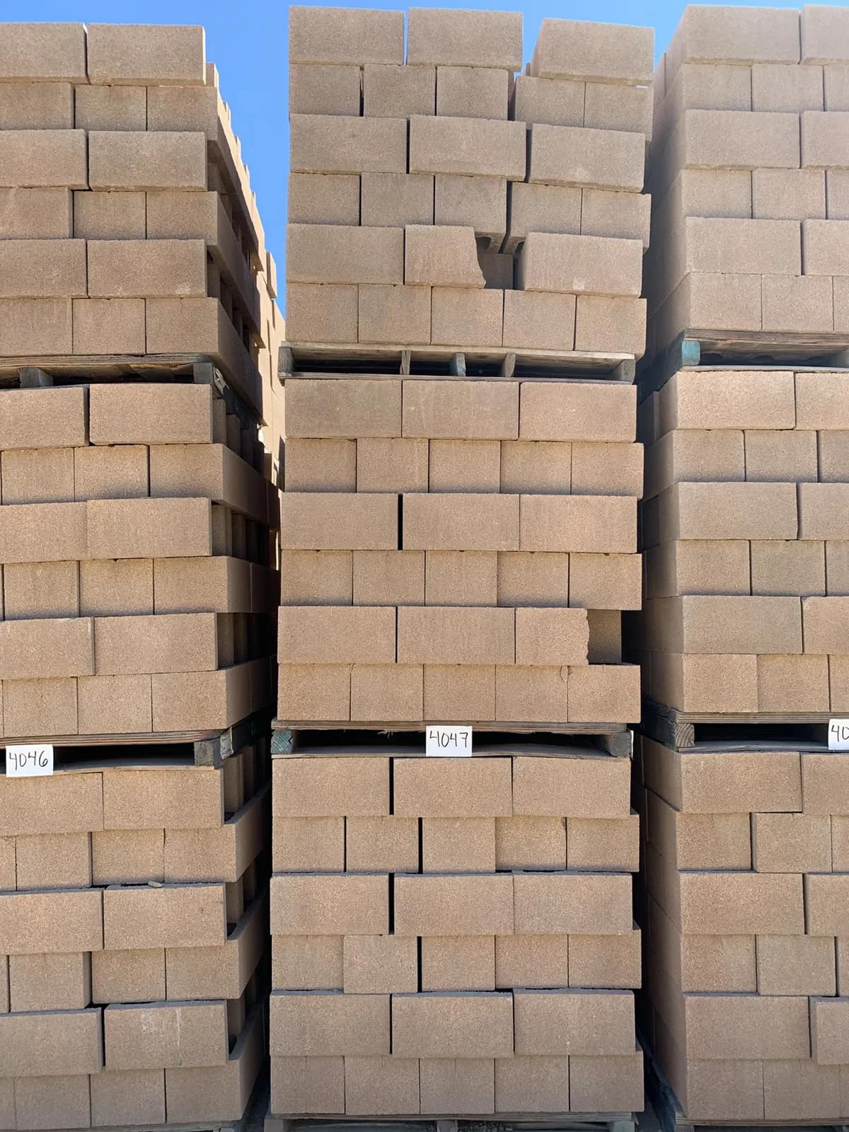 3-pallets-10x8x16-open-end-tan-88b067