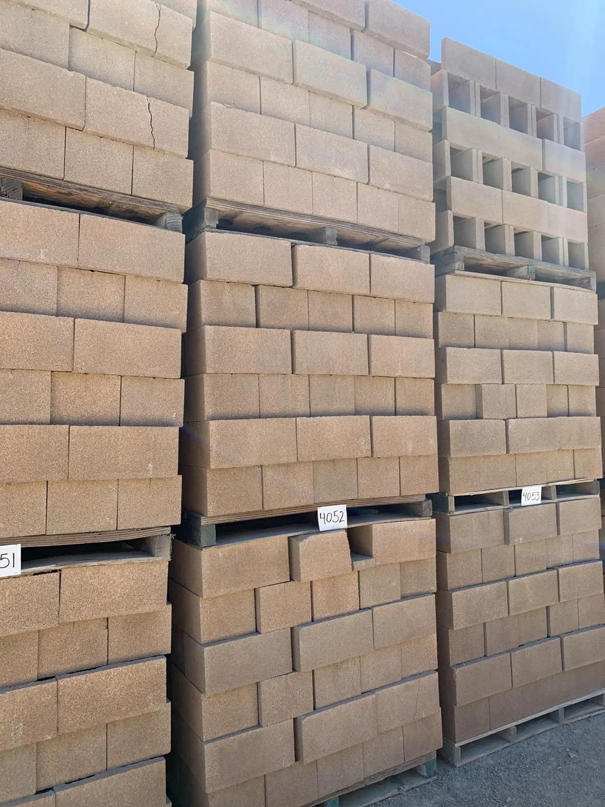 (3) Pallets 10x8x16 Open End Tan, photo 2 of 3