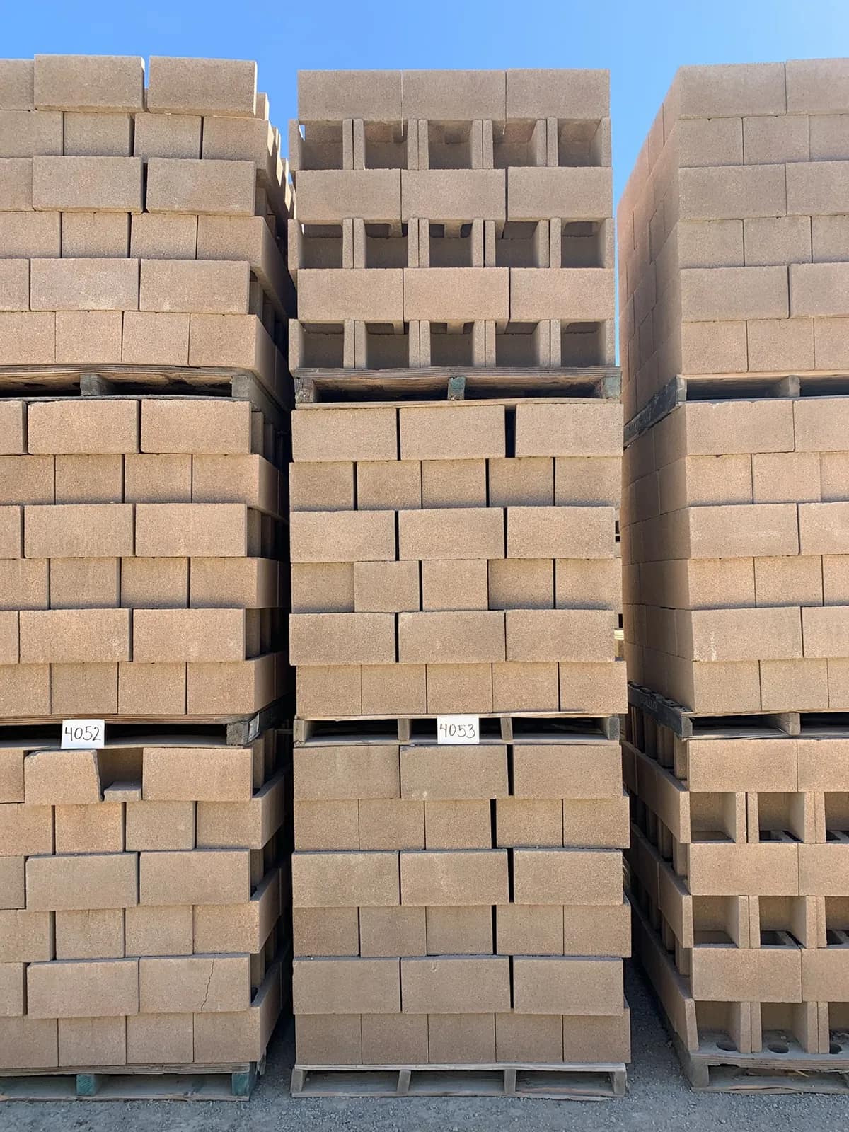 3-pallets-10x8x16-open-end-tan-55cae4