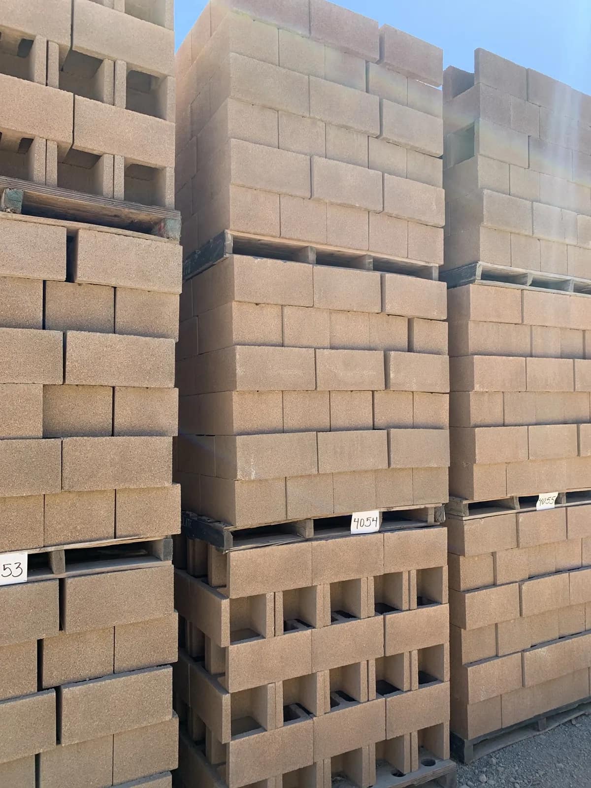(3) Pallets 10x8x16 Open End Tan, photo 2 of 3
