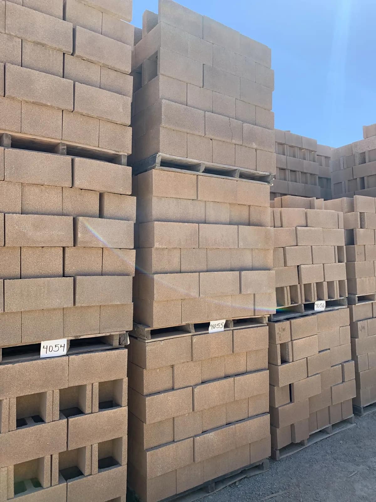 (3) Pallets 10x8x16 Open End Tan, photo 2 of 3