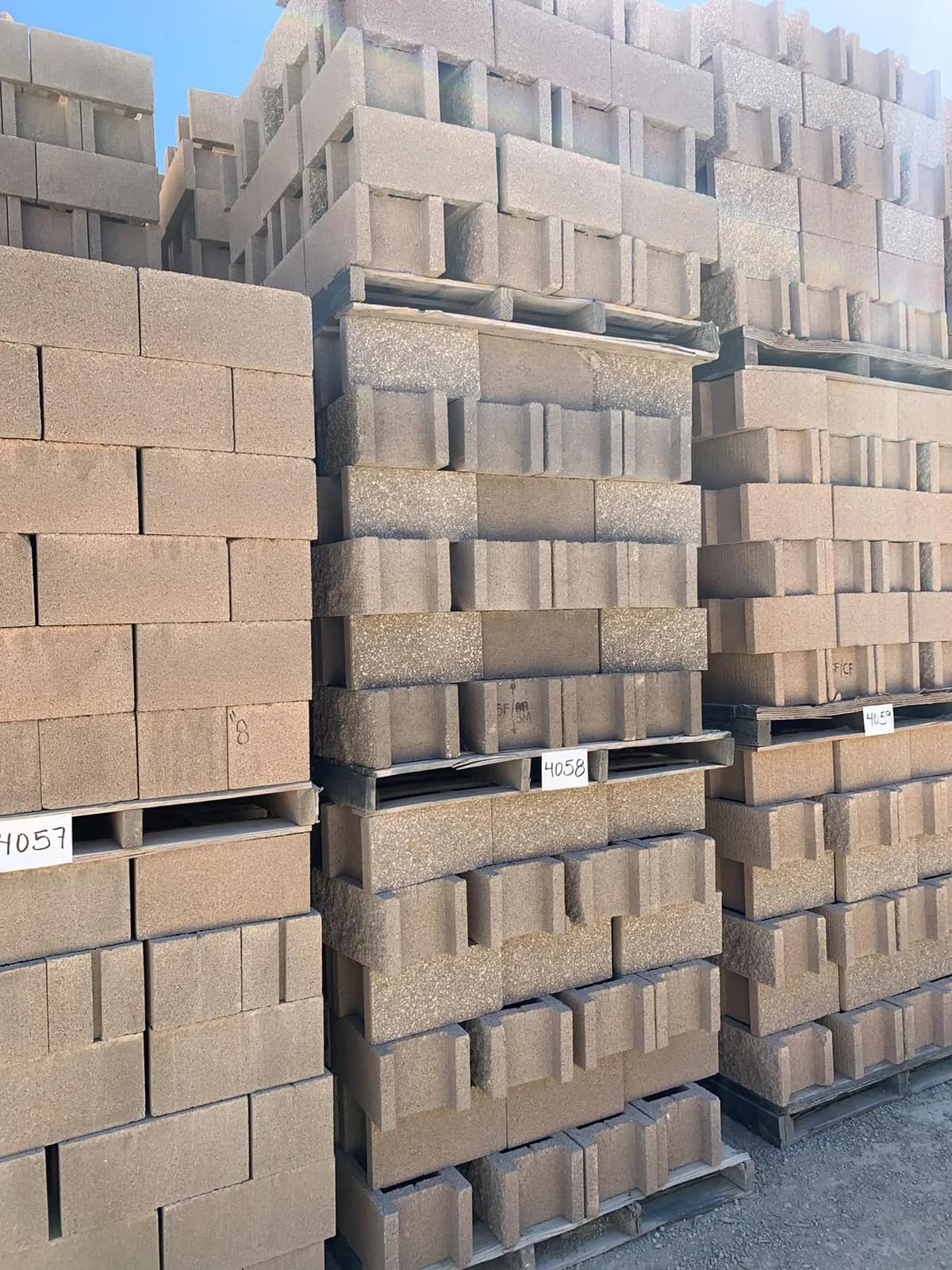 (3) Pallets 10x8x16 Split One Side H Block Tan, photo 2 of 3