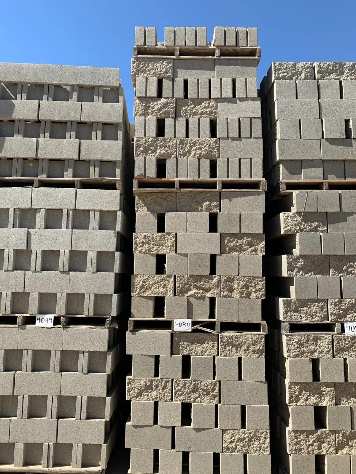 (3) Pallets 8x8x16 Split One Side Standard Gray, photo 1 of 3