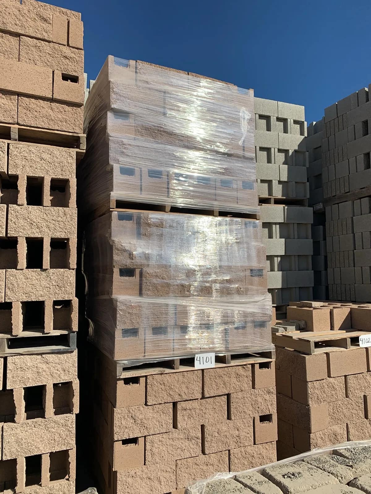3-8x8x16-split-one-side-open-end-bond-beam-tan-1a3ee2
