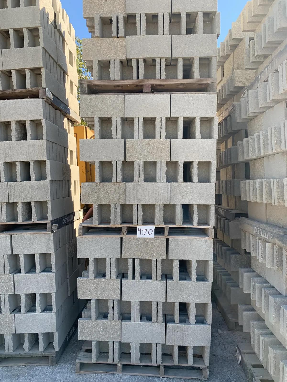 3-pallets-8x8x16-split-one-side-open-end-standard-gray-170604