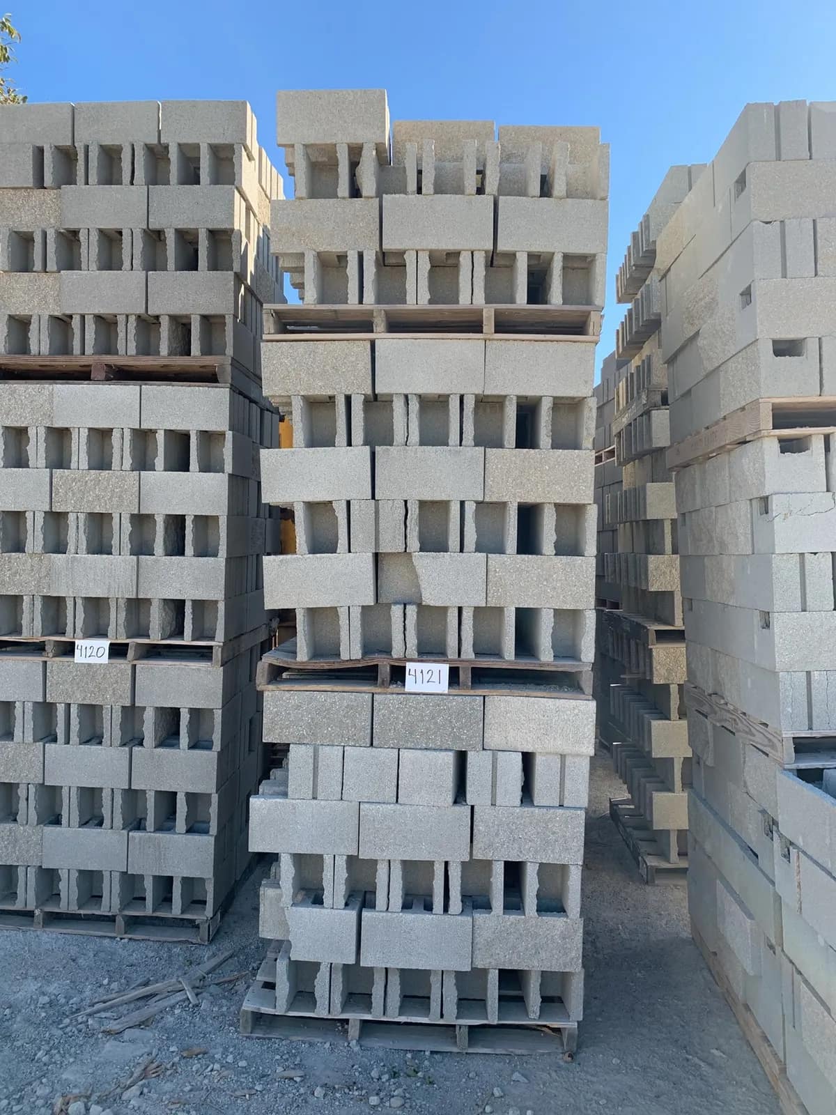 3-pallets-8x8x16-split-one-side-open-end-standard-gray-b22e31