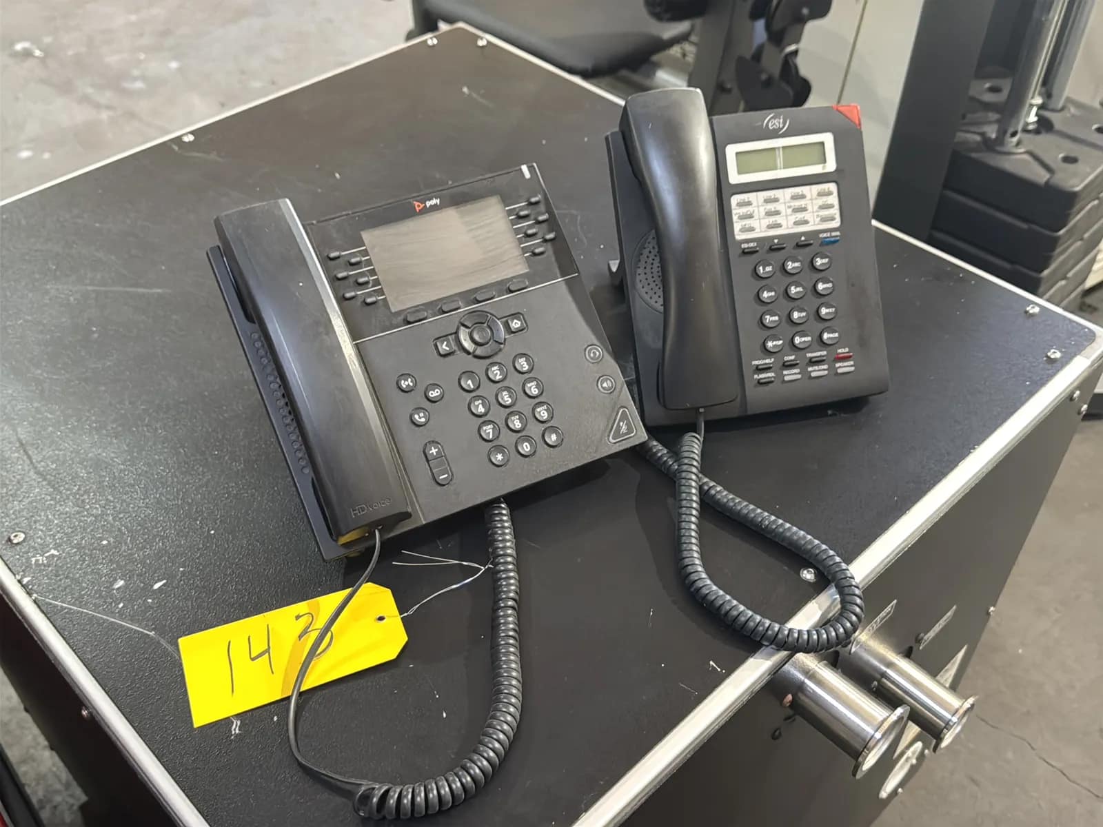 2-office-landline-phones-c95d36