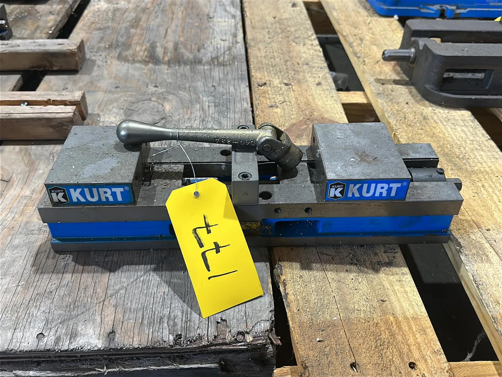 Kurt AngLock Vise, photo 1 of 4