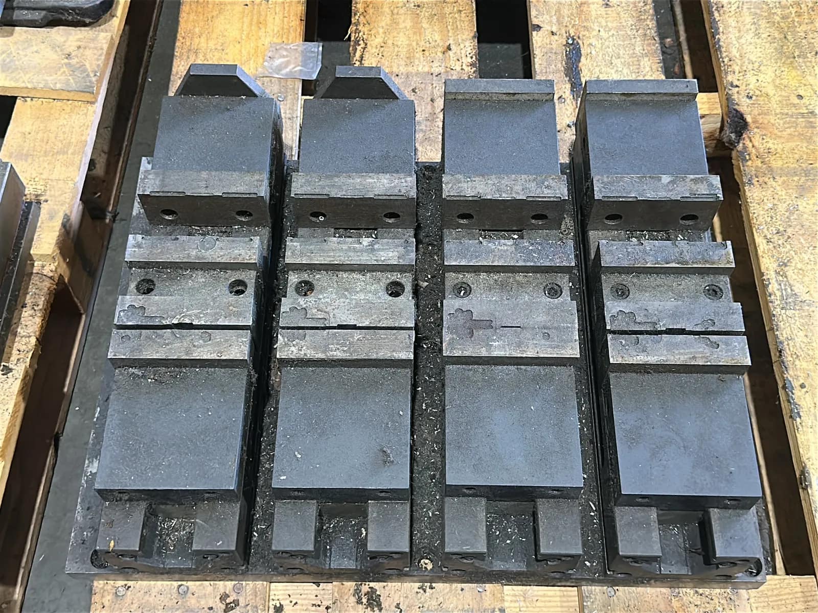 Toolex Quadruple Machine Vise, photo 3 of 5