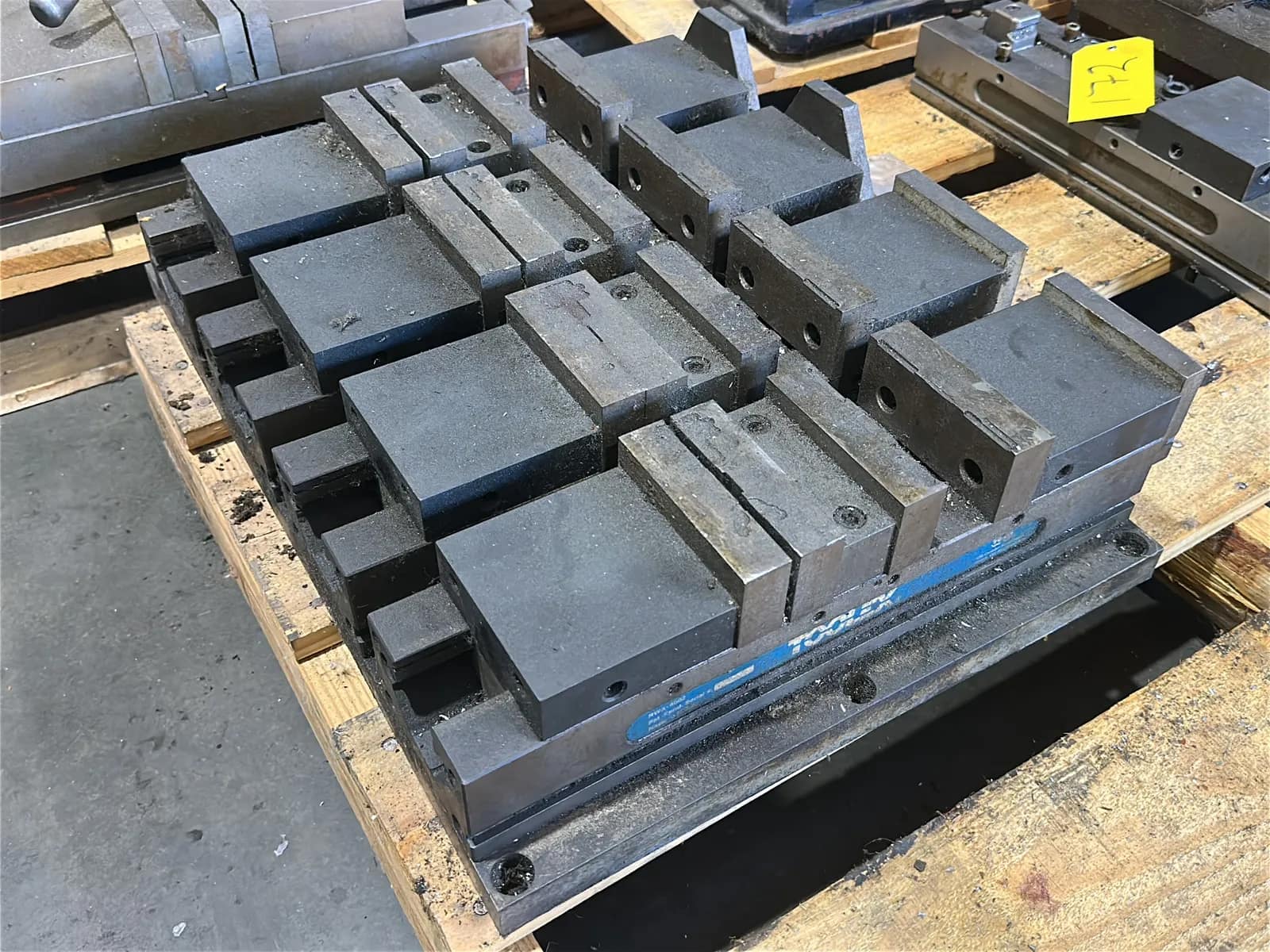 Toolex Quadruple Machine Vise, photo 1 of 5