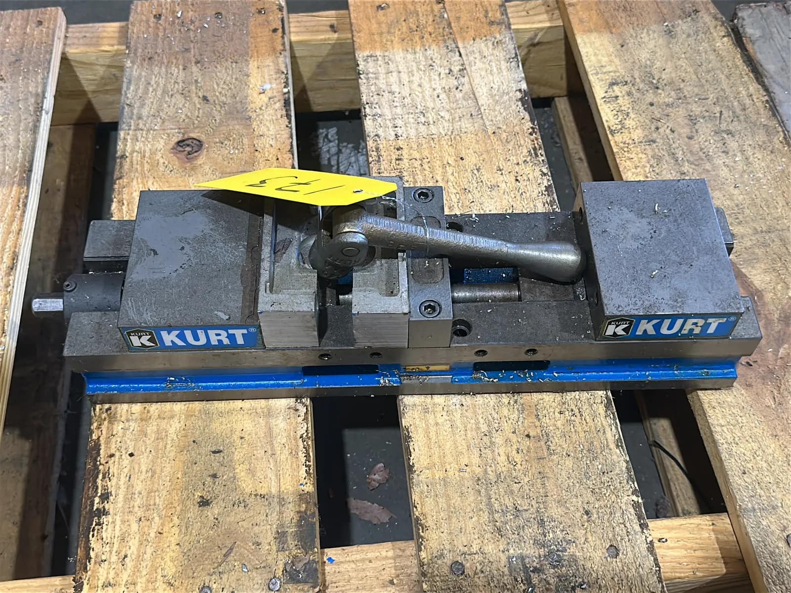 Kurt AngLock Vise, photo 2 of 4