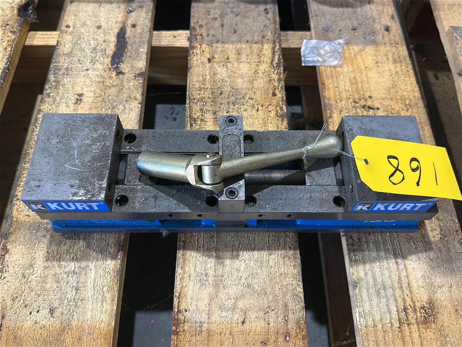 Kurt AngLock Vise, photo 2 of 4