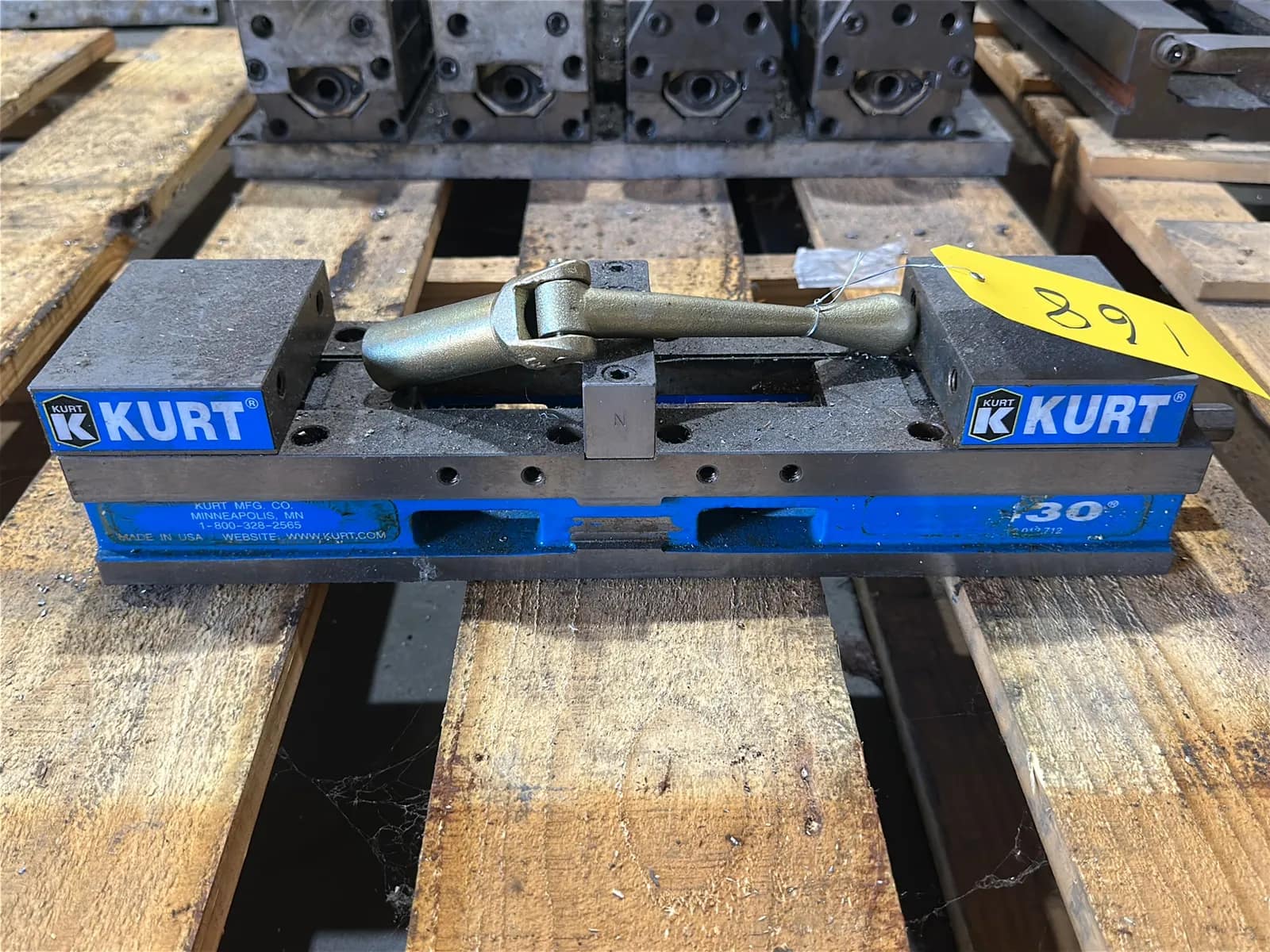 Kurt AngLock Vise, photo 1 of 4