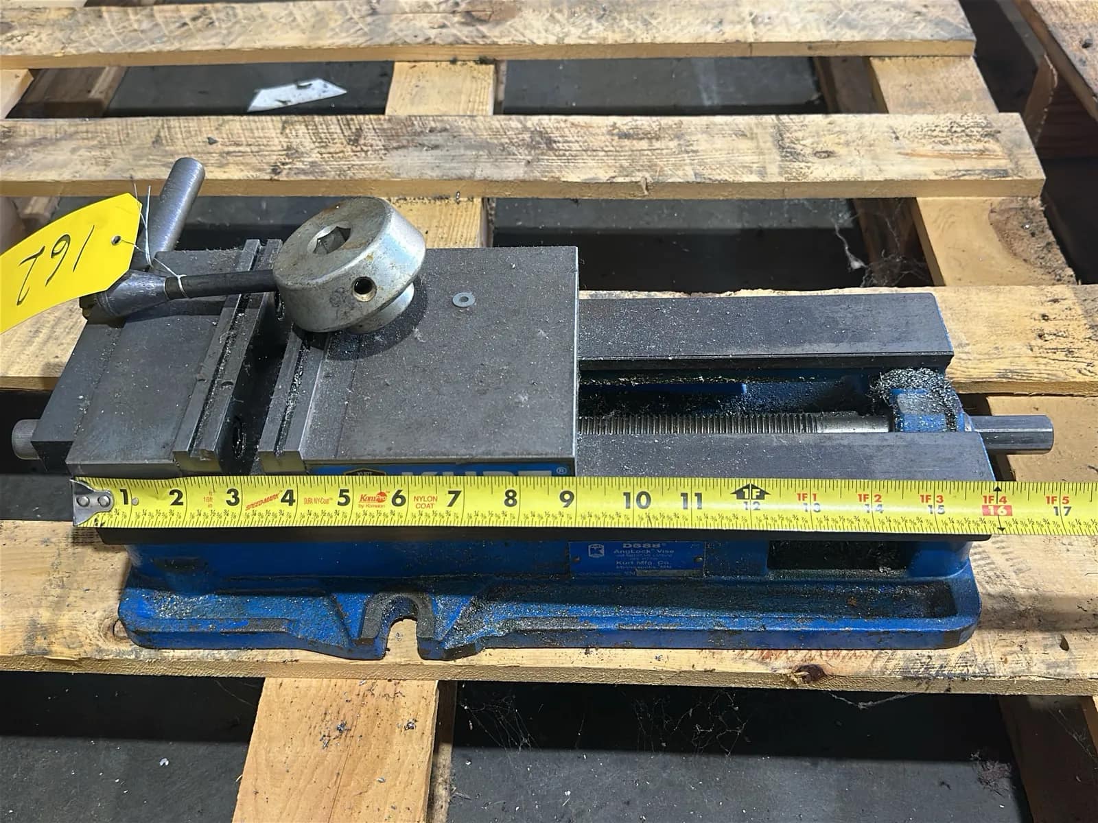 Kurt AngLock Vise, photo 4 of 4