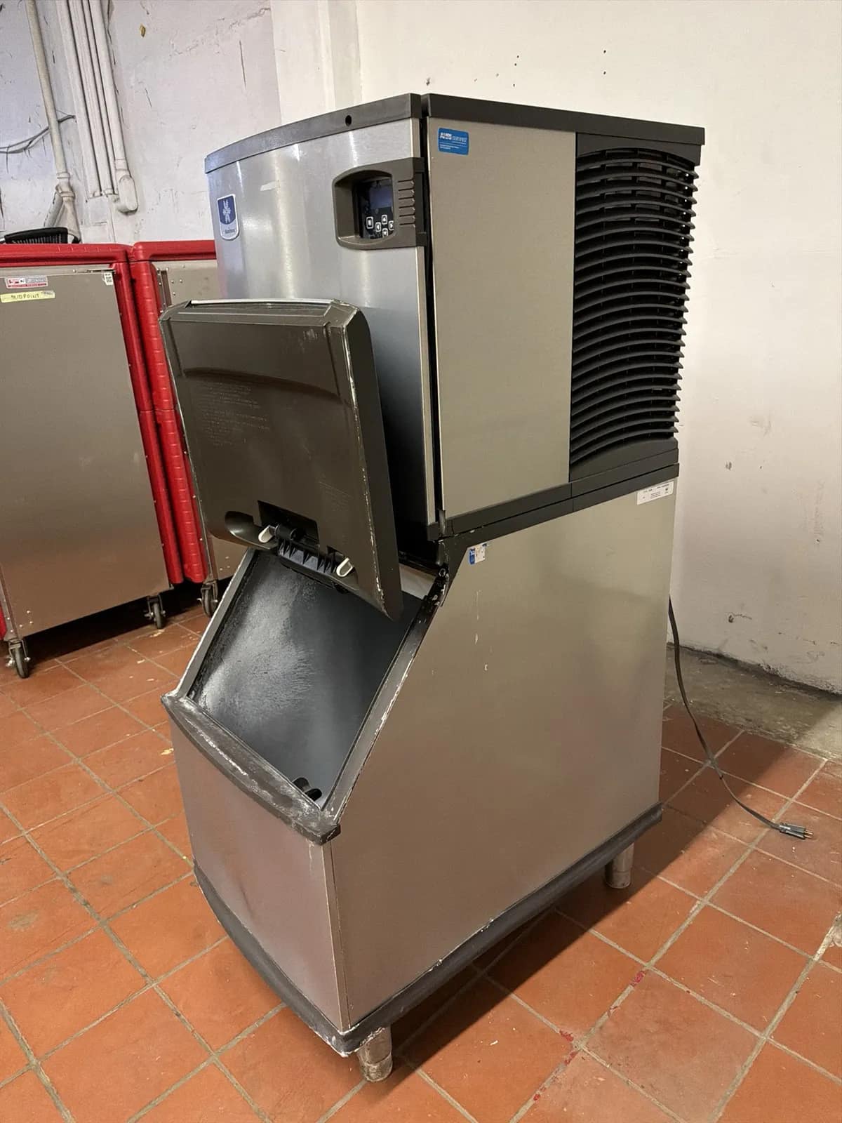 Manitowoc Ice Maker, photo 5 of 6
