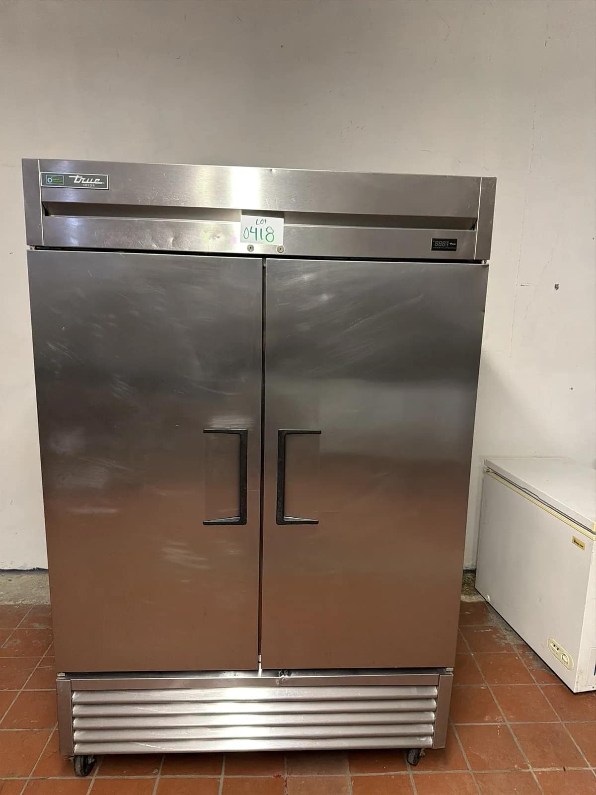 True Two Door Freezer, photo 4 of 7