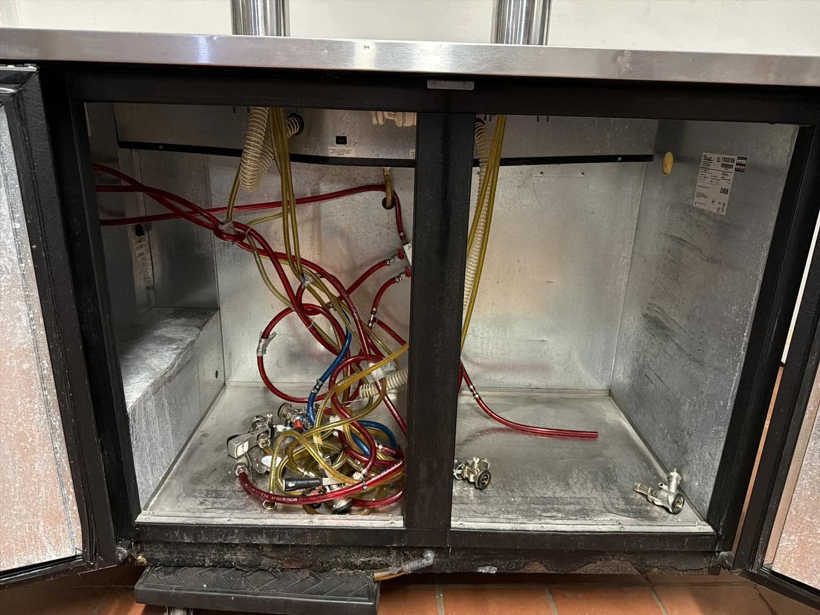 True Kegerator Beer Dispenser, photo 5 of 6