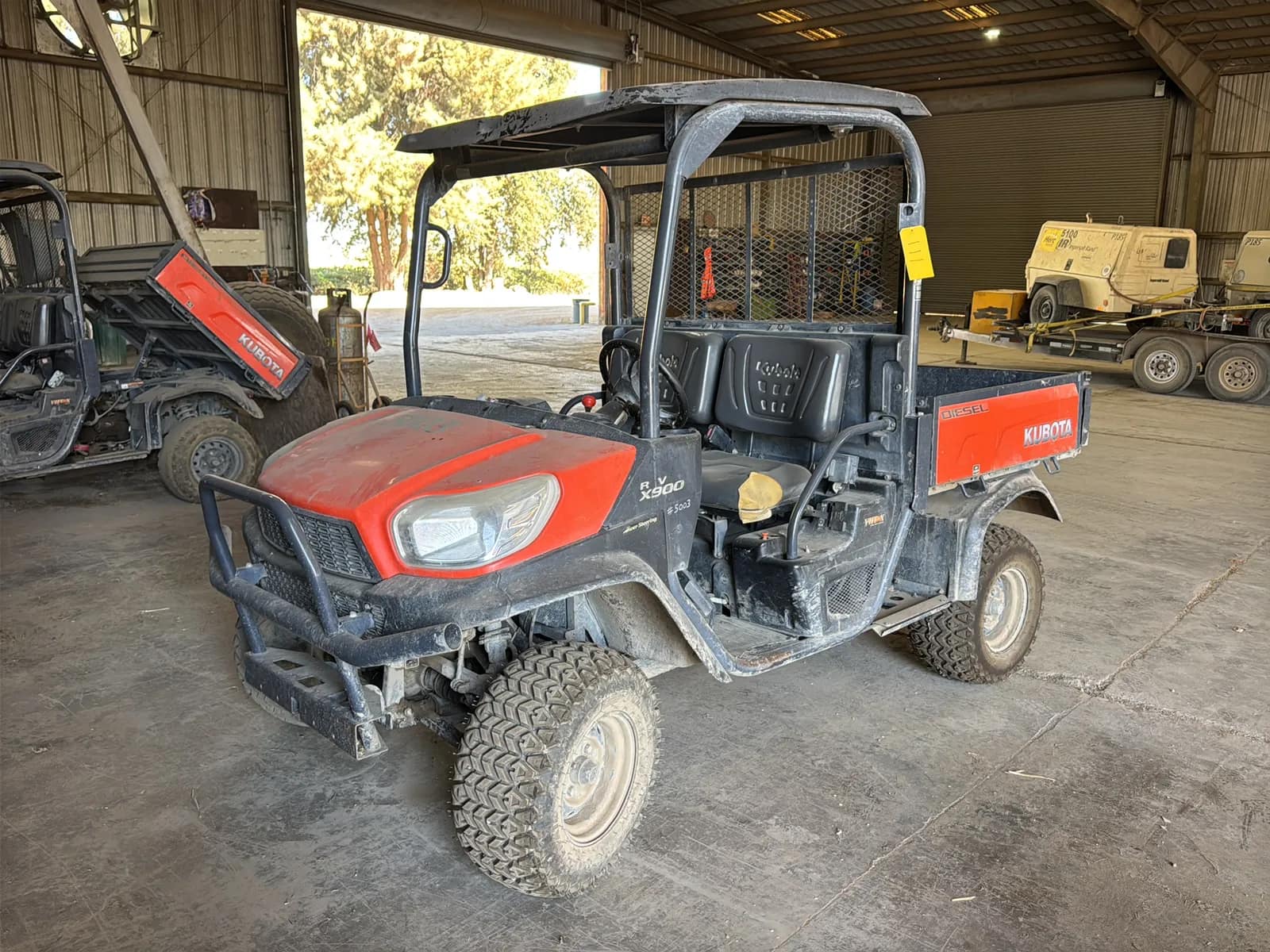 representative-photos-they-dont-know-which-quad-their-selling-yet-kubota-rtv-x900-diesel-utv-a809e3