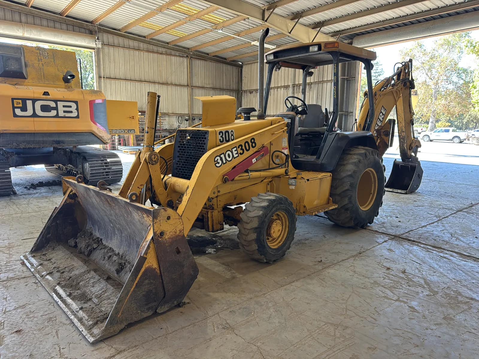 john-deere-310e-backhoe-loader-379ef0