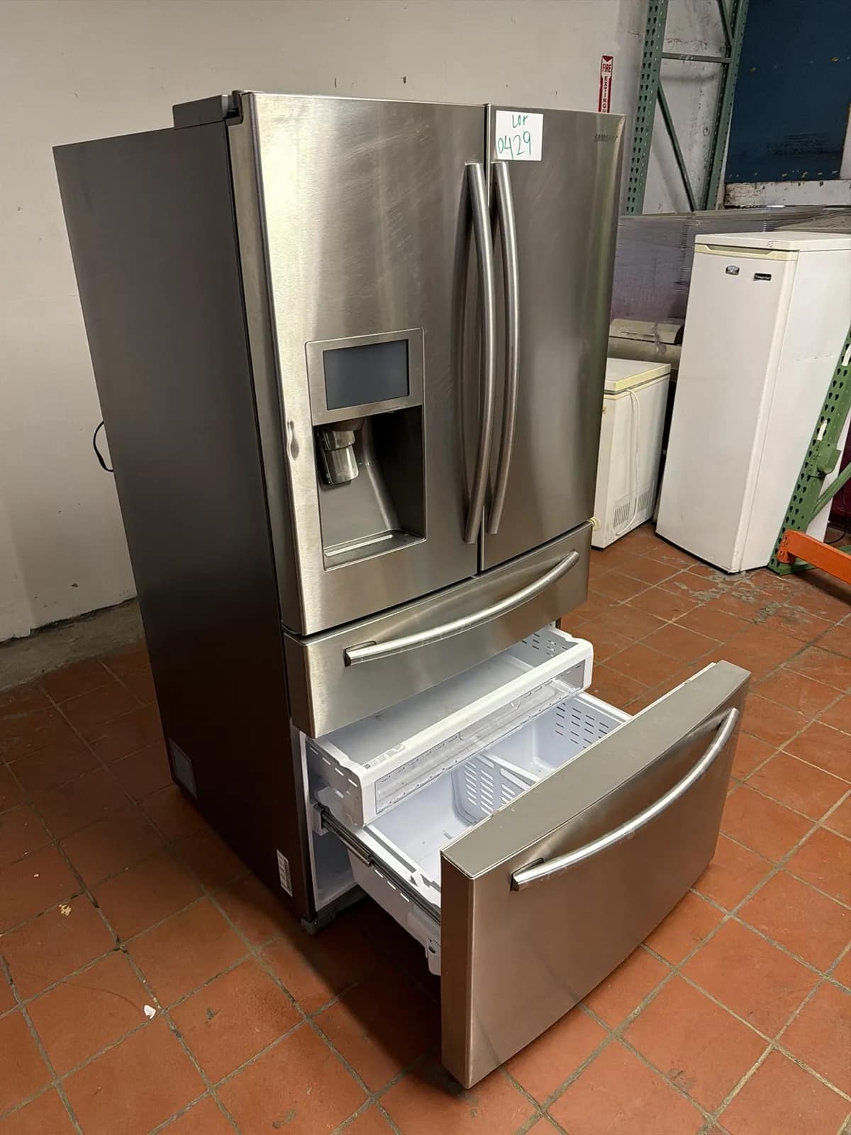Household Refrigeration/Freezer, photo 7 of 7